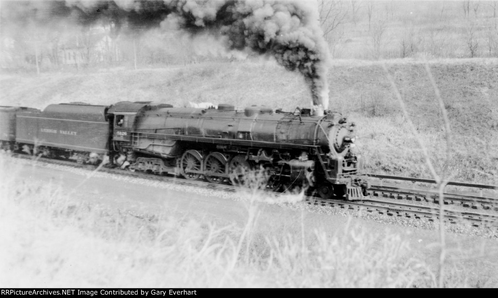 LV 4-8-4 #5126 - Lehigh Valley